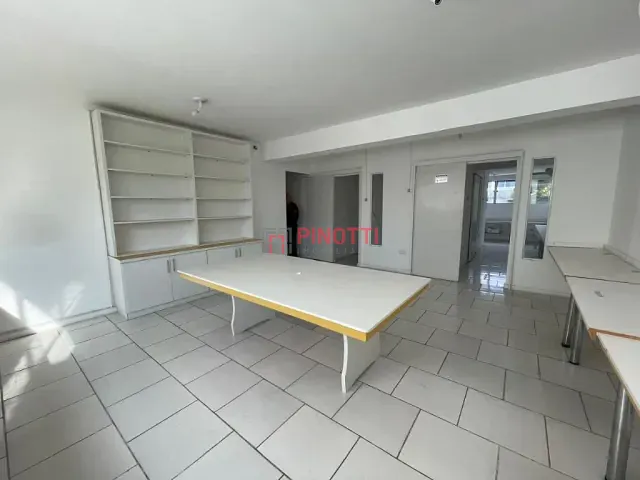 Sala para alugar, no bairro Jardim Nova Petrópolis em São Bernardo do Campo