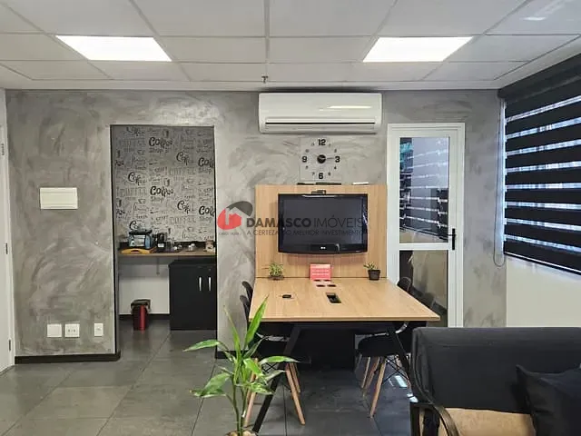 Sala à venda, no bairro Rudge Ramos em São Bernardo do Campo