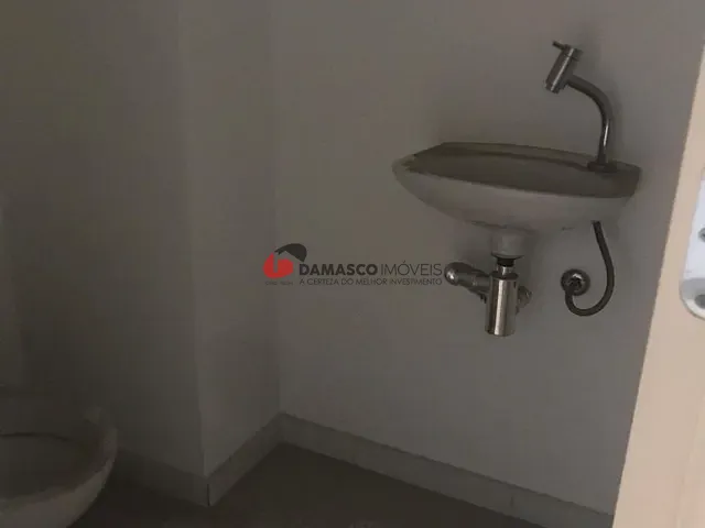Sala com 30m², para alugar, no bairro Campestre em Santo André