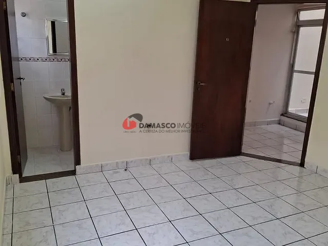 Sala para alugar, no bairro Osvaldo Cruz em São Caetano do Sul