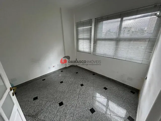 Sala para alugar, no bairro Vila Guiomar em Santo André