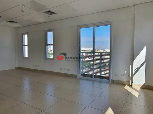 Sala com 38m², para alugar, no bairro Barcelona em São Caetano do Sul