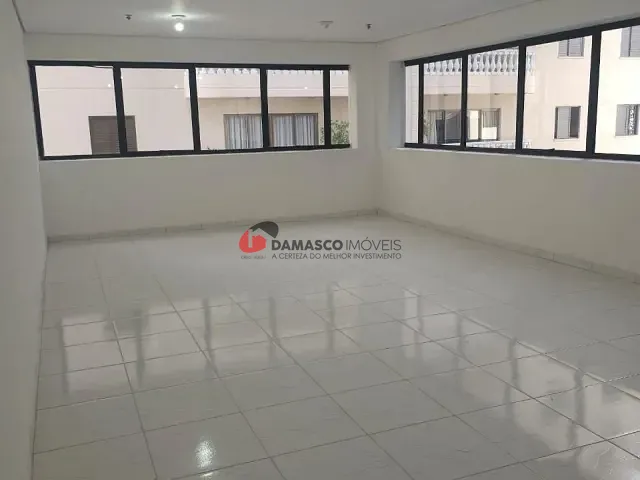 Sala à venda, no bairro Santo Antônio em São Caetano do Sul