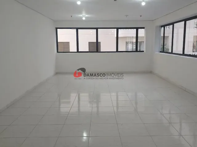 Sala à venda, no bairro Santo Antônio em São Caetano do Sul