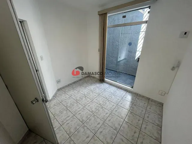 Sala para alugar, no bairro Osvaldo Cruz em São Caetano do Sul