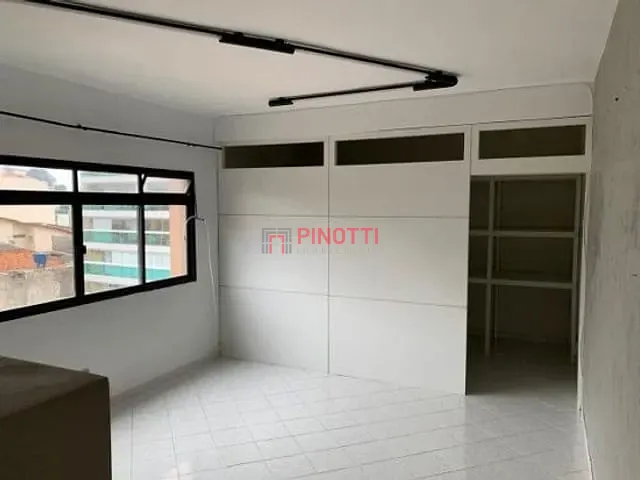 Sala à venda ou para alugar, no bairro Jardim do Mar em São Bernardo do Campo