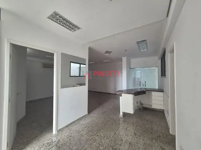 Sala à venda, no bairro Jardim do Mar em São Bernardo do Campo