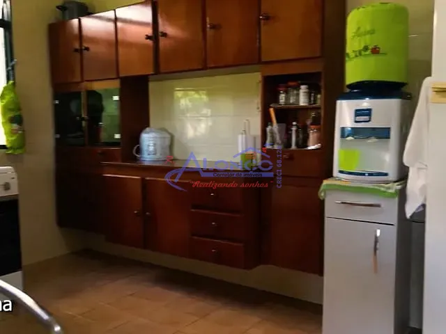 Sítio 5 quartos e 3 banheiros, à venda, no bairro Centro em Cruzeiro