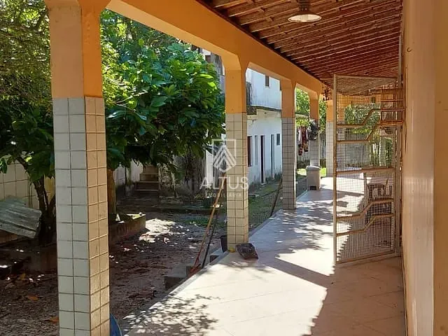 Sítio 7 quartos e 2 banheiros, à venda, no bairro Cações em Jaguaripe