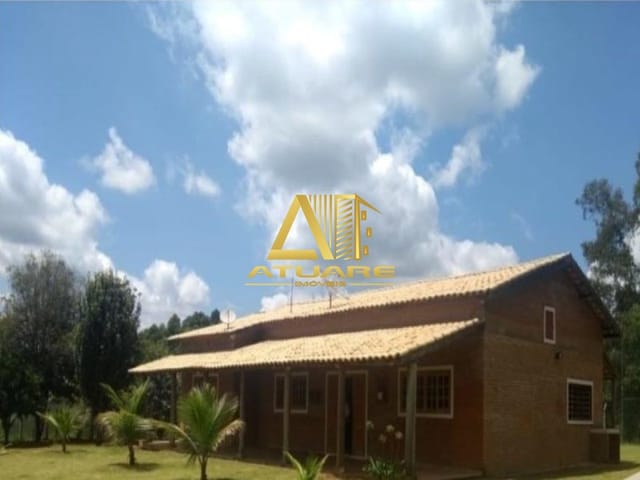 Sítio 3 quartos e 2 banheiros, à venda, no bairro Silvianópolis/MG em Silvianópolis
