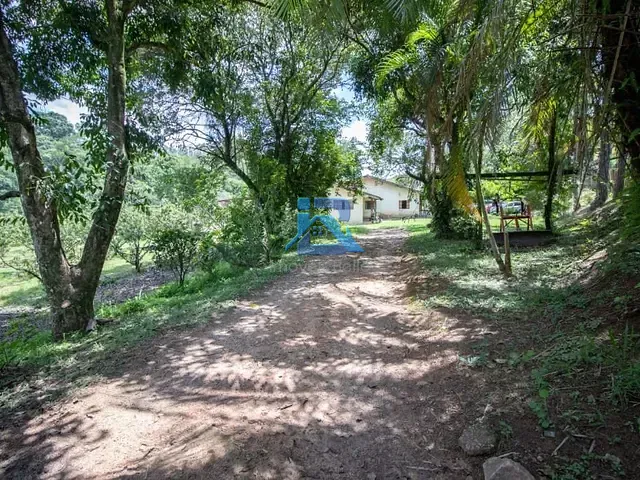 Sítio com 48000m² 2 quartos e 2 banheiros, à venda, no bairro Champirra em Jundiaí
