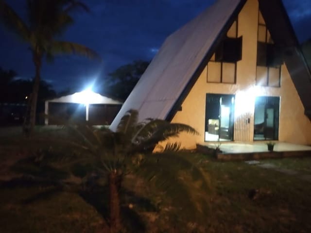 Chácara com 1360m² 3 quartos e 4 banheiros, à venda, no bairro Grussaí em São João da Barra