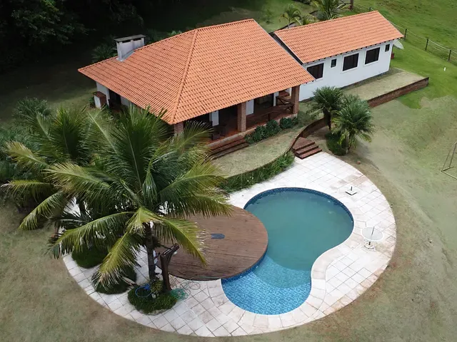 Sítio com 152460m² 3 quartos e 3 banheiros, à venda, no bairro Parque Industrial Zona Sul em Apucarana