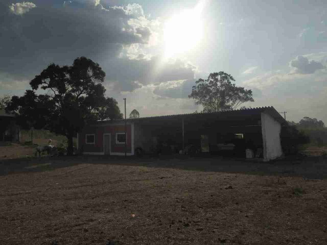 Sítio com 314600m² 2 quartos e 2 banheiros, à venda, no bairro Floresta Escura em São Pedro