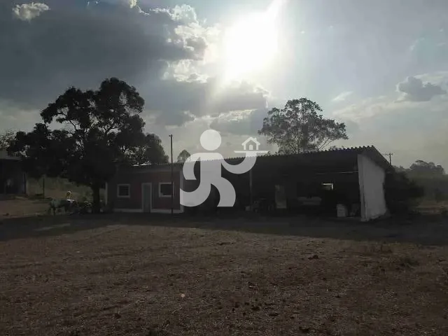 Sítio com 314600m² 2 quartos e 2 banheiros, à venda, no bairro Floresta Escura em São Pedro