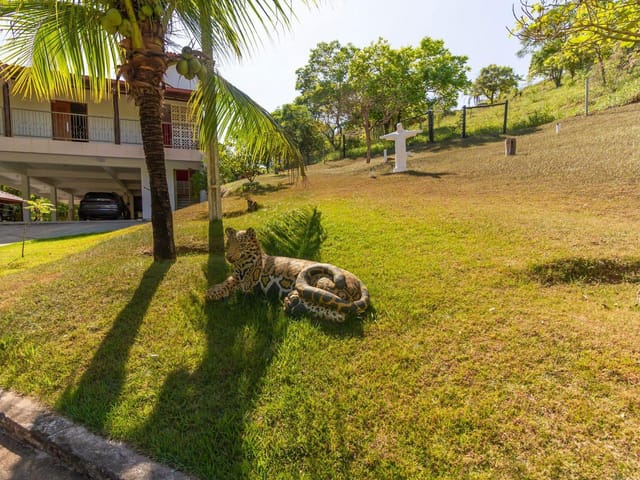 Sítio com 96960m² 3 quartos e 3 banheiros, à venda, no bairro PONTAL em Governador Valadares