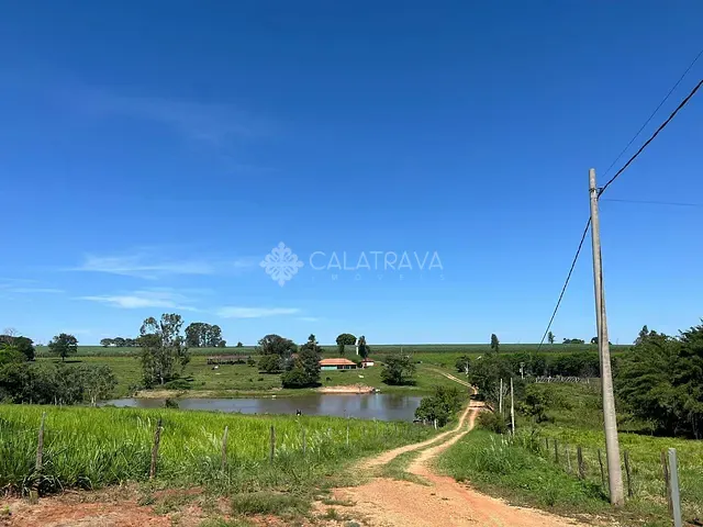 Sítio com 133100m² 4 quartos e 3 banheiros, à venda, no bairro Sítio - Nova Aliança em Nova Aliança