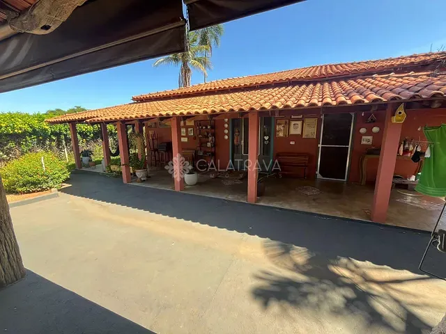 Sítio com 133100m² 4 quartos e 3 banheiros, à venda, no bairro Sítio - Nova Aliança em Nova Aliança