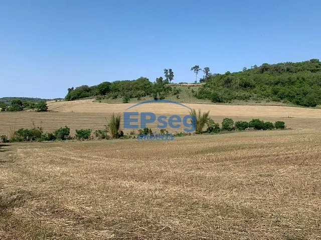 Sítio com 332508m², à venda, no bairro Limoeiro em Londrina