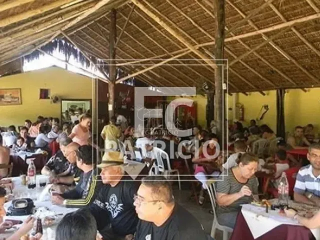 Sítio com 11000m² 6 quartos e 4 banheiros, à venda, no bairro Cotia em Guapimirim