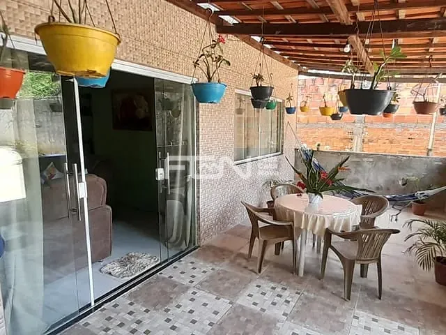 Sítio com 4000m², à venda, no bairro Pitanguinha em Simões Filho