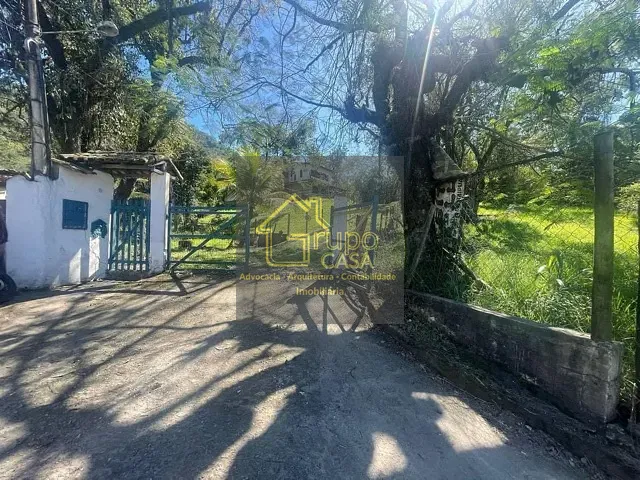 Sítio com 9000m² 2 quartos e 2 banheiros, à venda, no bairro Inoã (Inoã) em Maricá