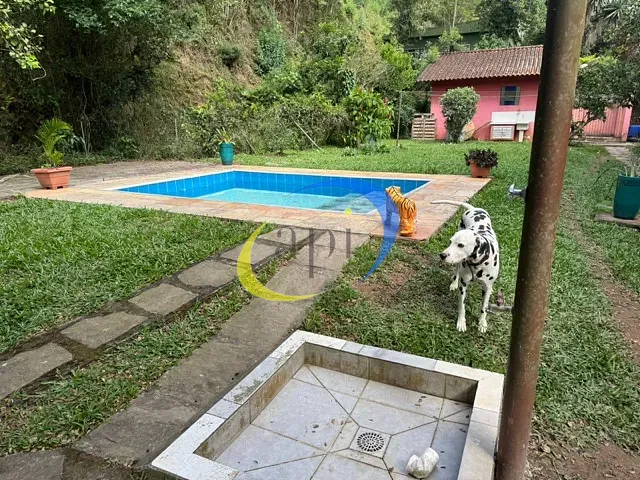 Sítio com 4000m² 3 quartos e 2 banheiros, à venda, no bairro Miguel Pereira  em Miguel Pereira