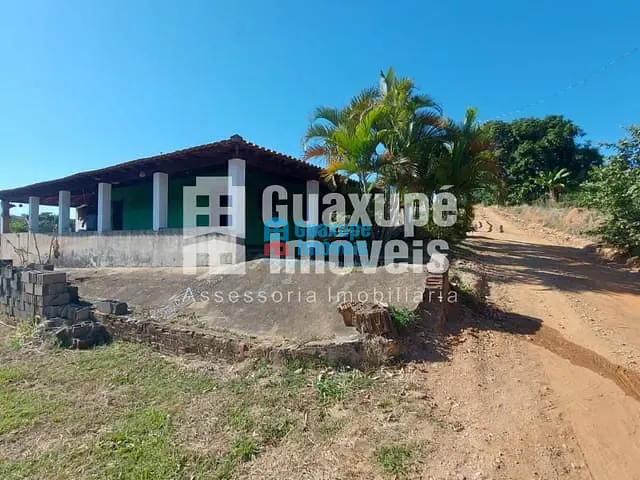 Sítio com 3m² 2 quartos e 1 banheiro, à venda, no bairro Mergulhão em GUAXUPÉ
