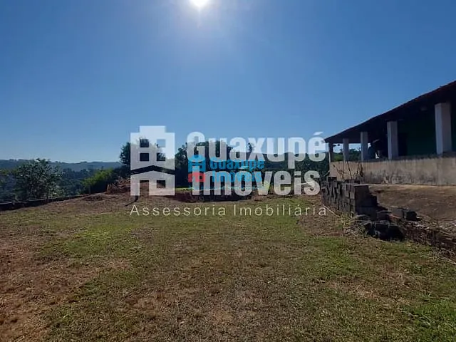 Sítio com 3m² 2 quartos e 1 banheiro, à venda, no bairro Mergulhão em GUAXUPÉ