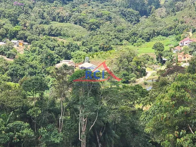 Sítio à venda, no bairro Aracê em Domingos Martins
