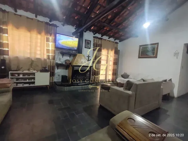 Sítio com 31000m² 4 quartos e 1 banheiro, à venda, no bairro Centro em Salesópolis