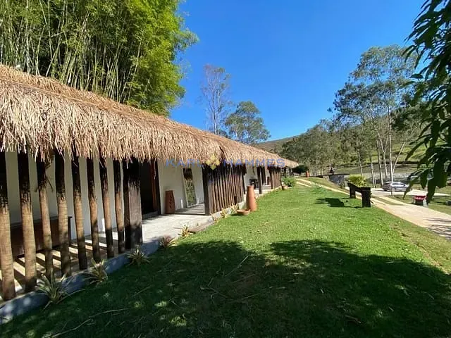 Sítio com 20000m², à venda, no bairro Pedro do Rio em Petrópolis