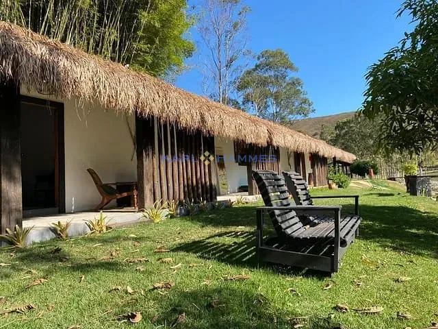 Sítio com 20000m², à venda, no bairro Pedro do Rio em Petrópolis