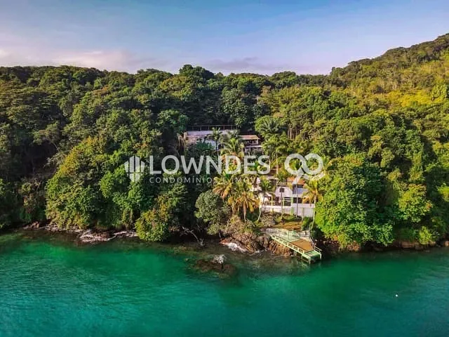 Sítio com 280000m² 20 quartos e 22 banheiros, à venda, no bairro Vila do Abraão (Abraão) em Ilha Grande