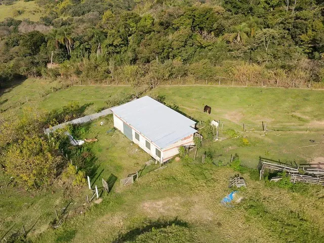 Terreno com 23000m², à venda, no bairro Região Metropolitana de Jundiaí em Cabreúva