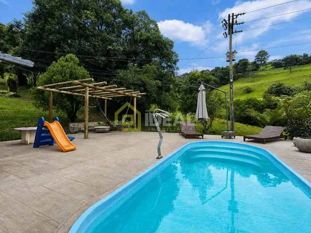 Sítio com 30861m² 2 quartos e 1 banheiro, à venda, no bairro Área Rural de Concórdia em Concórdia