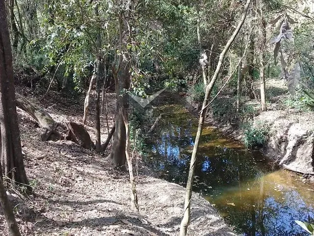 Sítio com 33000m² 4 quartos e 4 banheiros, à venda, no bairro Área Rural de Saltinho em Saltinho