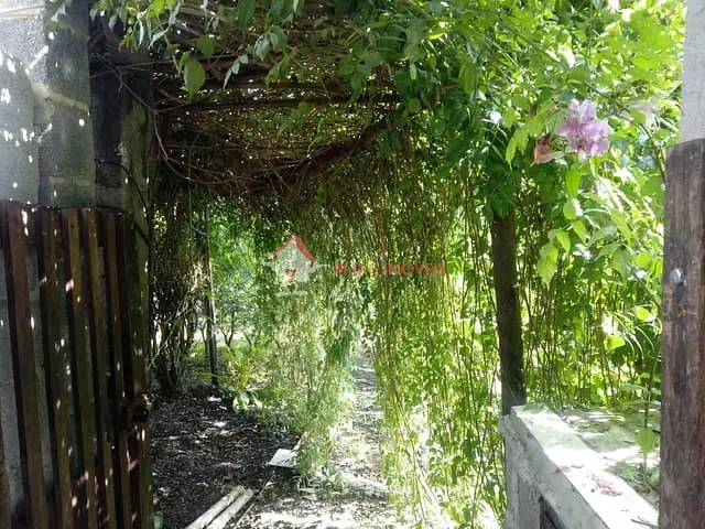 Sítio com 160m² 1 quarto e 3 banheiros, à venda, no bairro Oriental em Mairinque