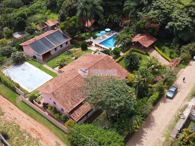 Sítio com 3960m² 7 quartos e 5 banheiros, à venda, no bairro Vila Maria regina em Juatuba
