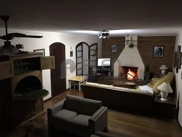 Sítio 6 quartos e 6 banheiros, à venda, no bairro Caetetuba em Atibaia