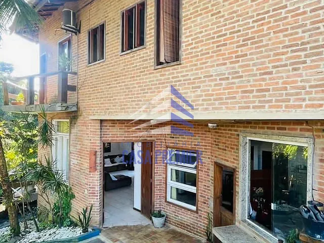 Sítio com 3000m² 3 quartos e 3 banheiros, à venda, no bairro Olivença em Ilhéus