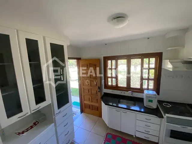 Sítio com 24000m² 5 quartos e 5 banheiros, à venda, no bairro Colina do Castelo em Porto Feliz