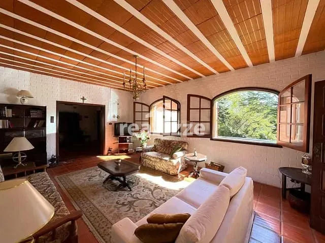 Sítio com 350m² 3 quartos e 2 banheiros, à venda, no bairro Rio do Peixe em Lindóia
