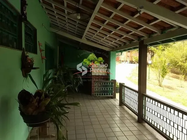 Sítio 5 quartos e 5 banheiros, à venda, no bairro Zona Rural em Simão Pereira