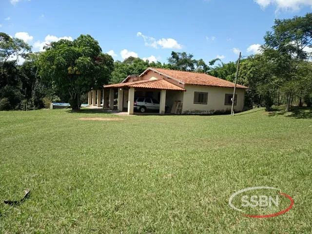 Sítio com 140m² 3 quartos e 2 banheiros, à venda, no bairro Centro em Limeira
