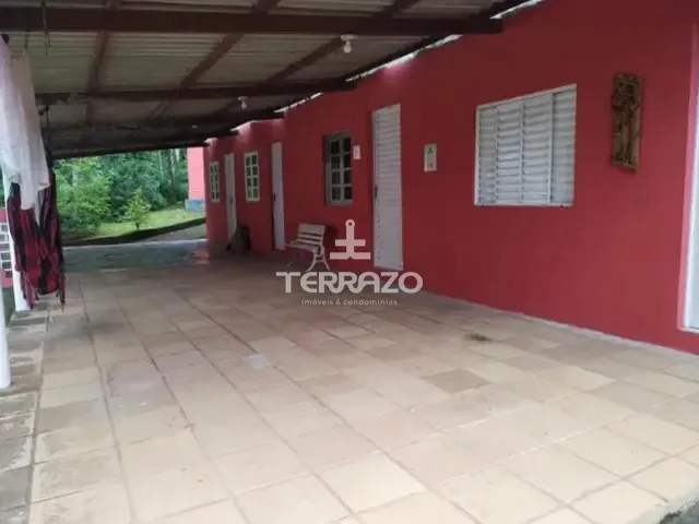 Sítio com 75625m² 12 quartos e 12 banheiros, à venda, no bairro Centro em Rio Claro