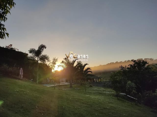 Sítio com 5000m² 3 quartos e 5 banheiros, à venda, no bairro Centro em Cantagalo