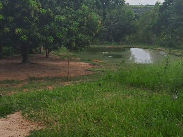 Sítio com 23000m² 2 quartos e 1 banheiro, à venda, no bairro 1 em Abadiânia