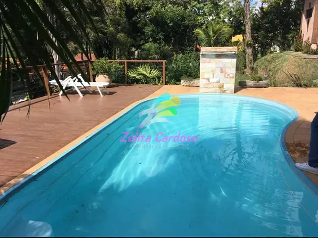 Sítio com 2000m² 3 quartos e 4 banheiros, à venda, no bairro Condomínio Vale do Ouro em Ribeirão das Neves