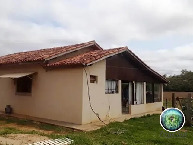 Sítio com 120m² 2 quartos e 2 banheiros, à venda, no bairro Bairro Turvo em Pilar do Sul